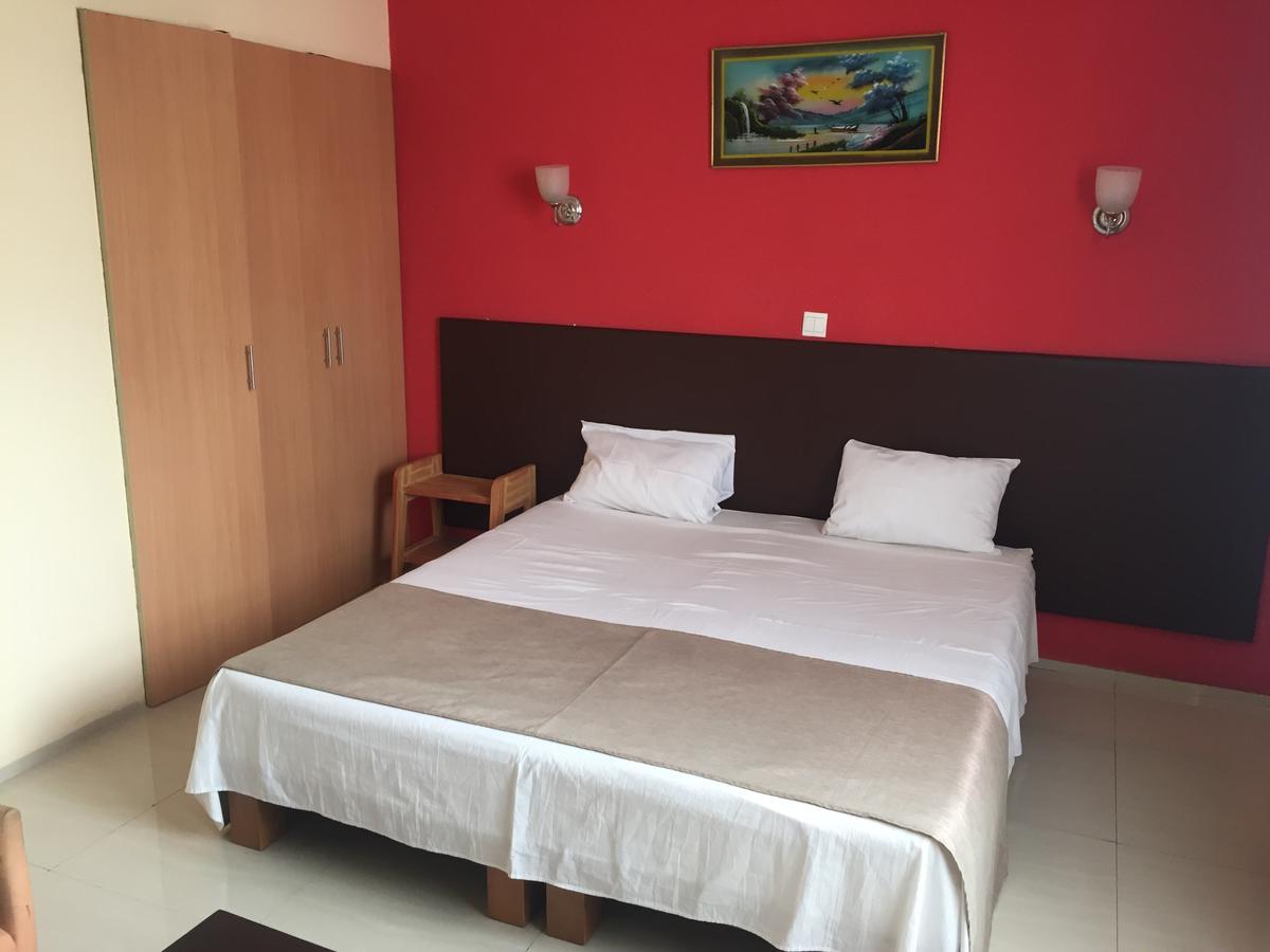 White Palace Hotel Antananarivo Exterior photo